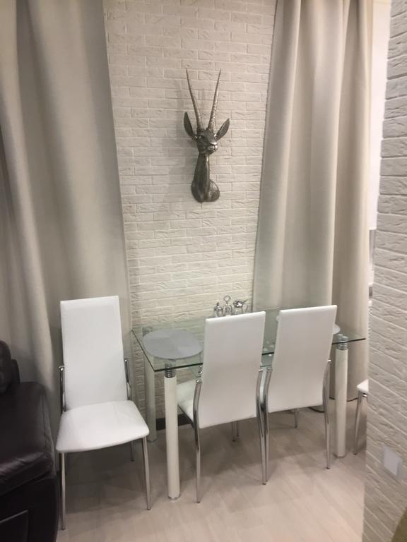 Swedish Apartment At Romanovskaia 22 Minsk Exterior photo